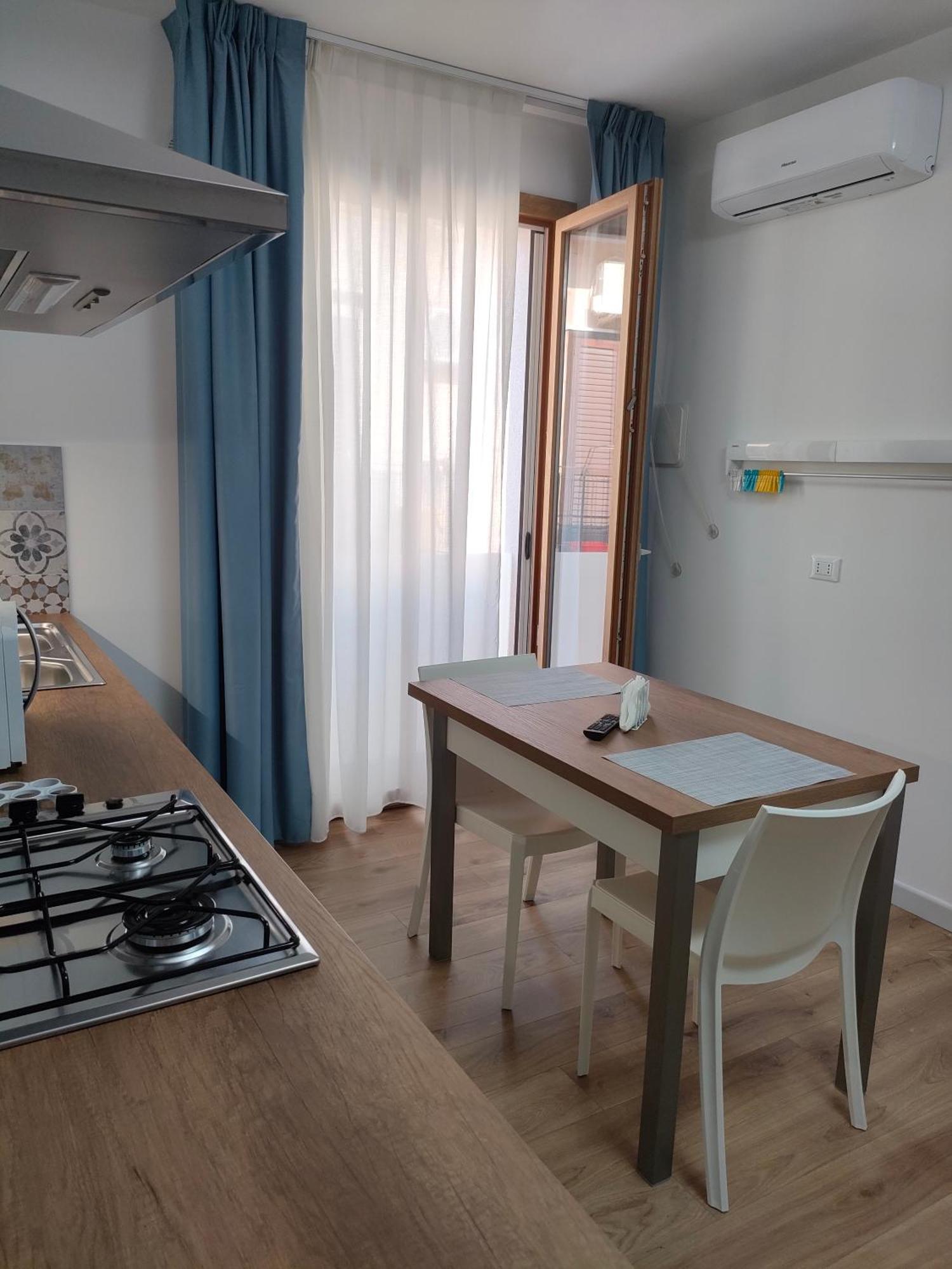 Dh Studio Apartments Castellammare del Golfo Bagian luar foto